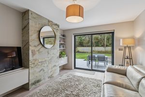 Sitting room- click for photo gallery